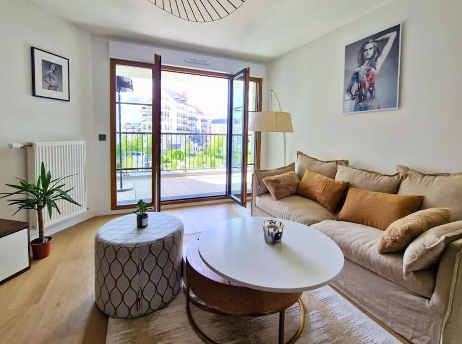 Sublime Appartement 4 Etoiles Neuf T3 Aputeaux 61M2 Proche La Defense, 10M2 De Terrasse Avec Magnifique Vue Exterior photo