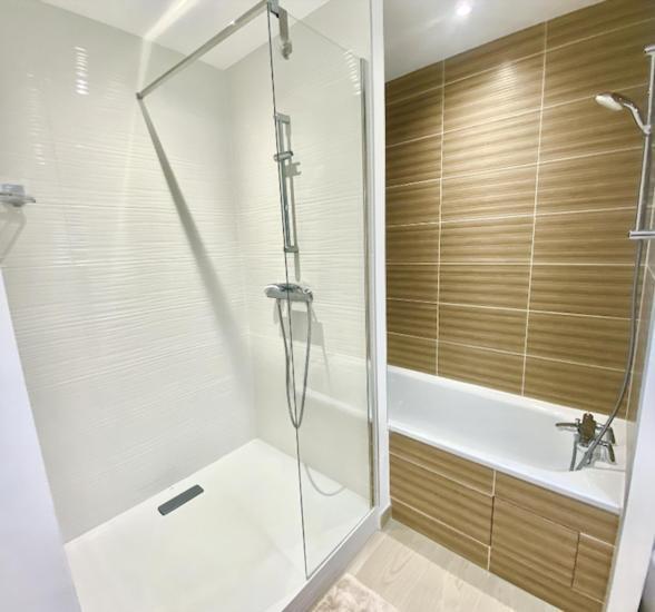 Sublime Appartement 4 Etoiles Neuf T3 Aputeaux 61M2 Proche La Defense, 10M2 De Terrasse Avec Magnifique Vue Exterior photo